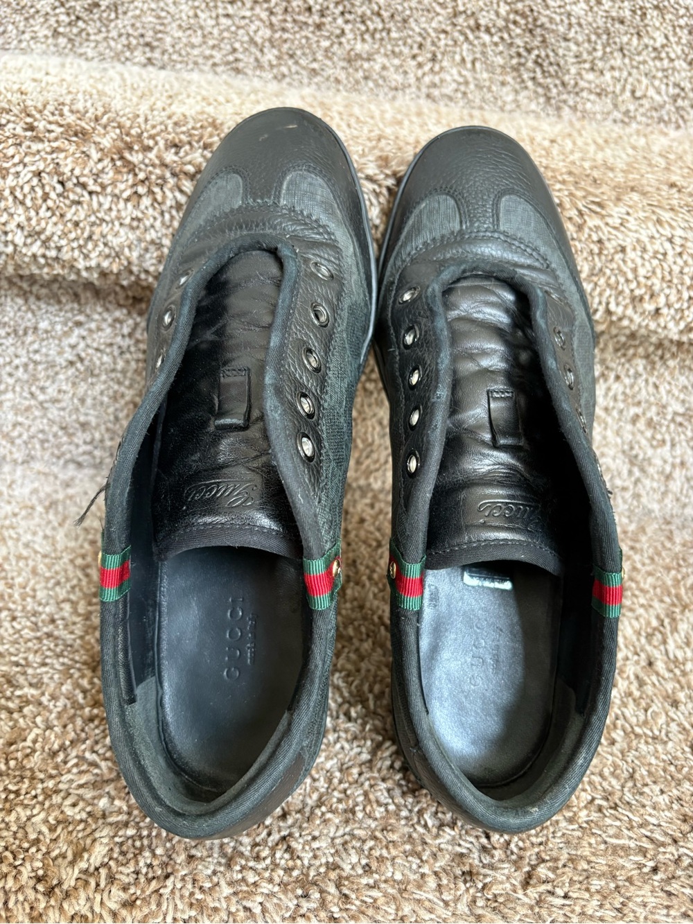 Gucci Women’s Black Leather Lace up Sneakers with Green-Red Heel Trim - Picture 7 of 14